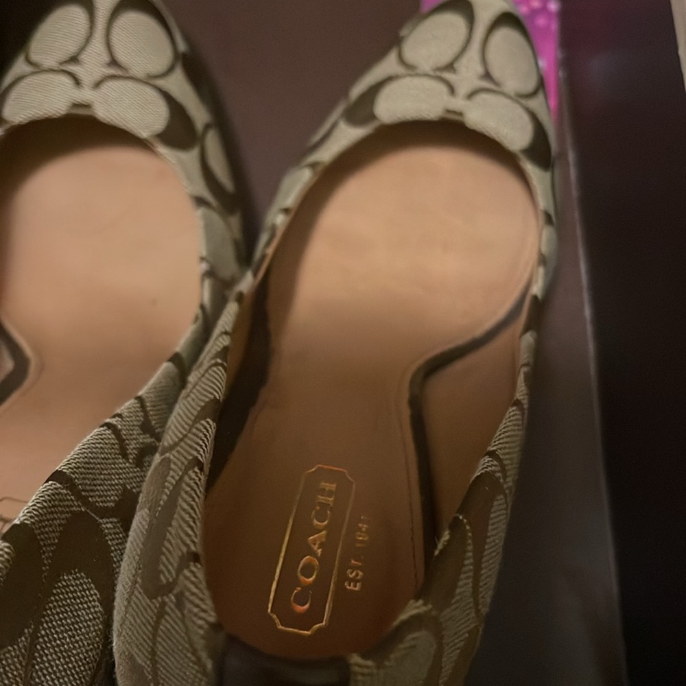 037.Women Coach heels - Picture 4 of 10